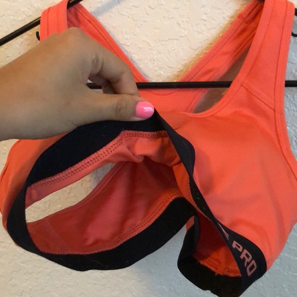 Sports bra - Picture 4 of 4